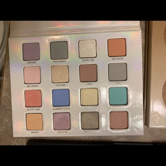 PALETTE BUNDLE - Picture 2 of 5